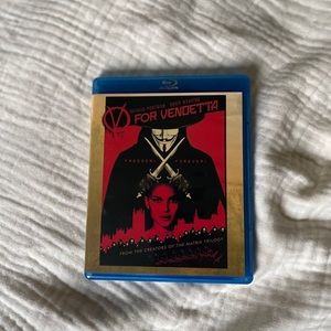 V for Vendetta (2006) [Blu-ray]